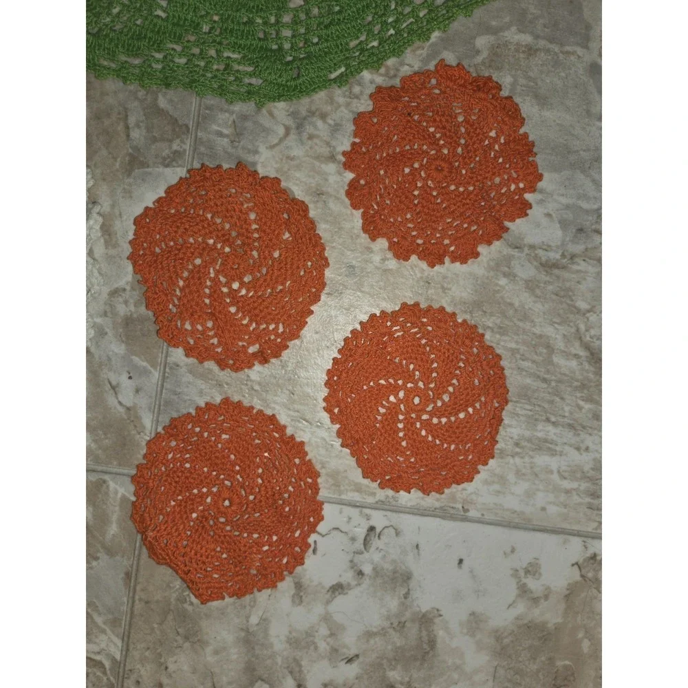 Vintage‎ Lot Of Crocheted Doilies
